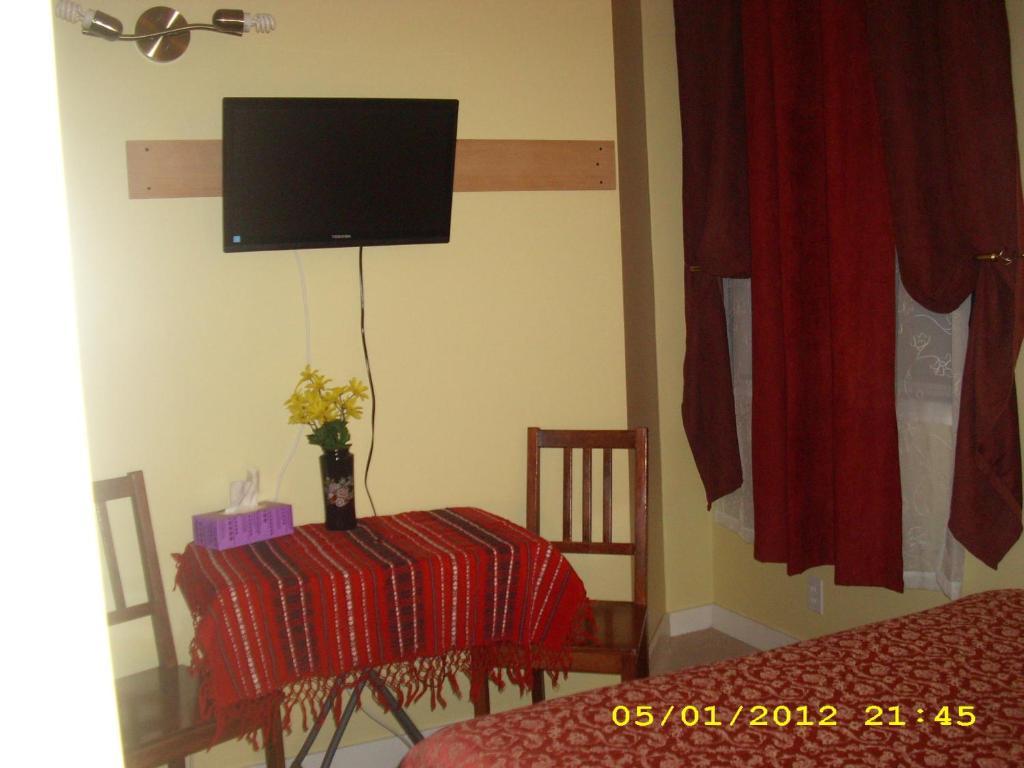 Villa Maria Country Inn Acheson Room photo